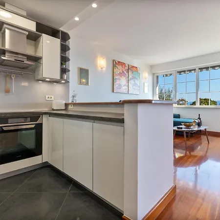 Helios Znjan - Terrace - Free Parking