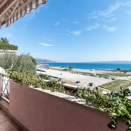 Otel Helios Znjan - Terrace - Free Parking